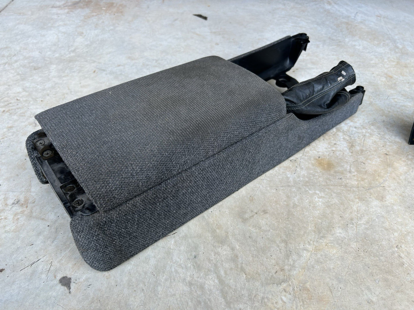 90-96 Nissan 300zx Z32 2+0 Gray Tweed Center Console Interior Trim OEM