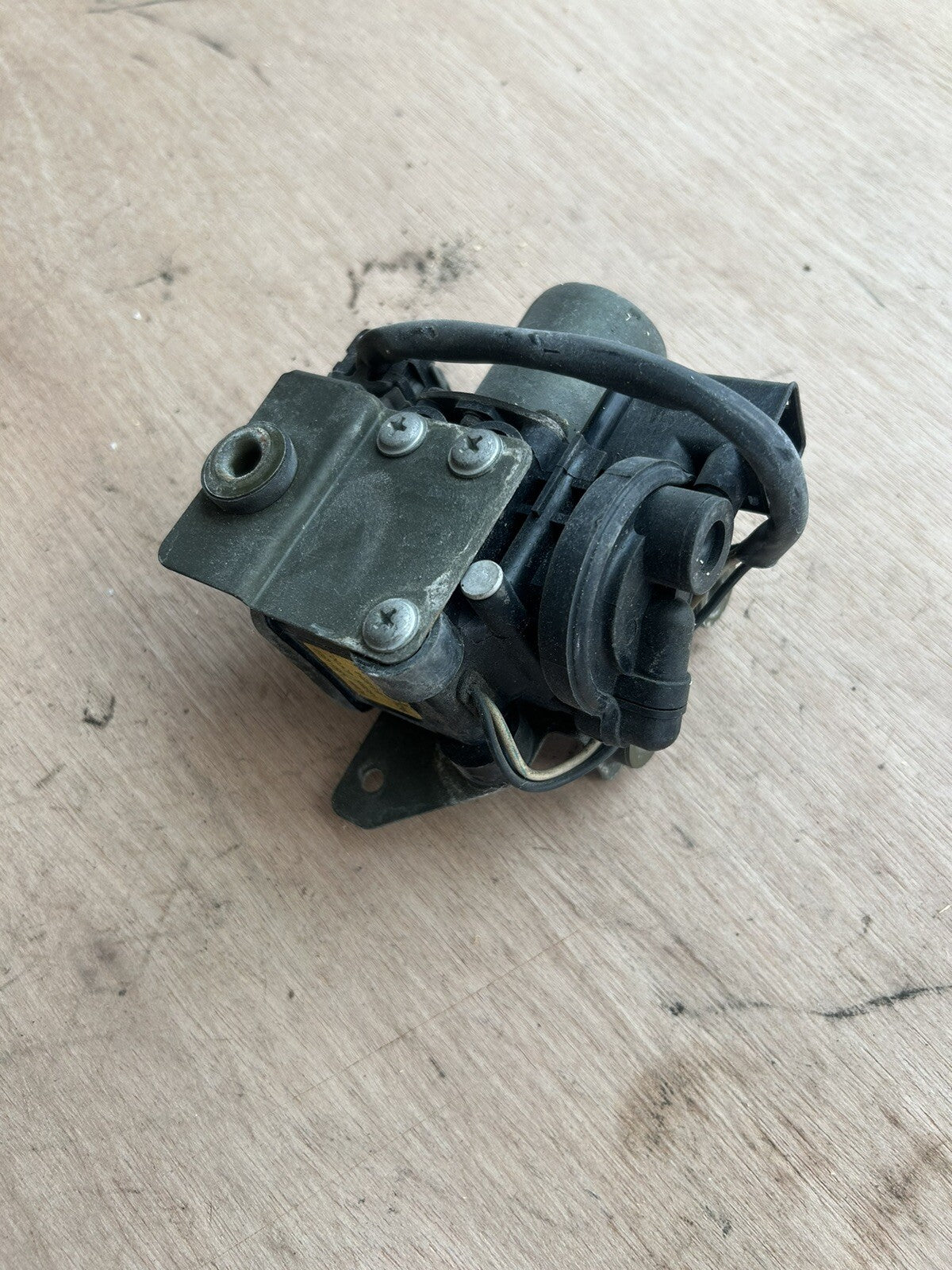 89-94 JDM 240SX S13 Nissan OEM Secondary Air Pump OEM 18955-40F00