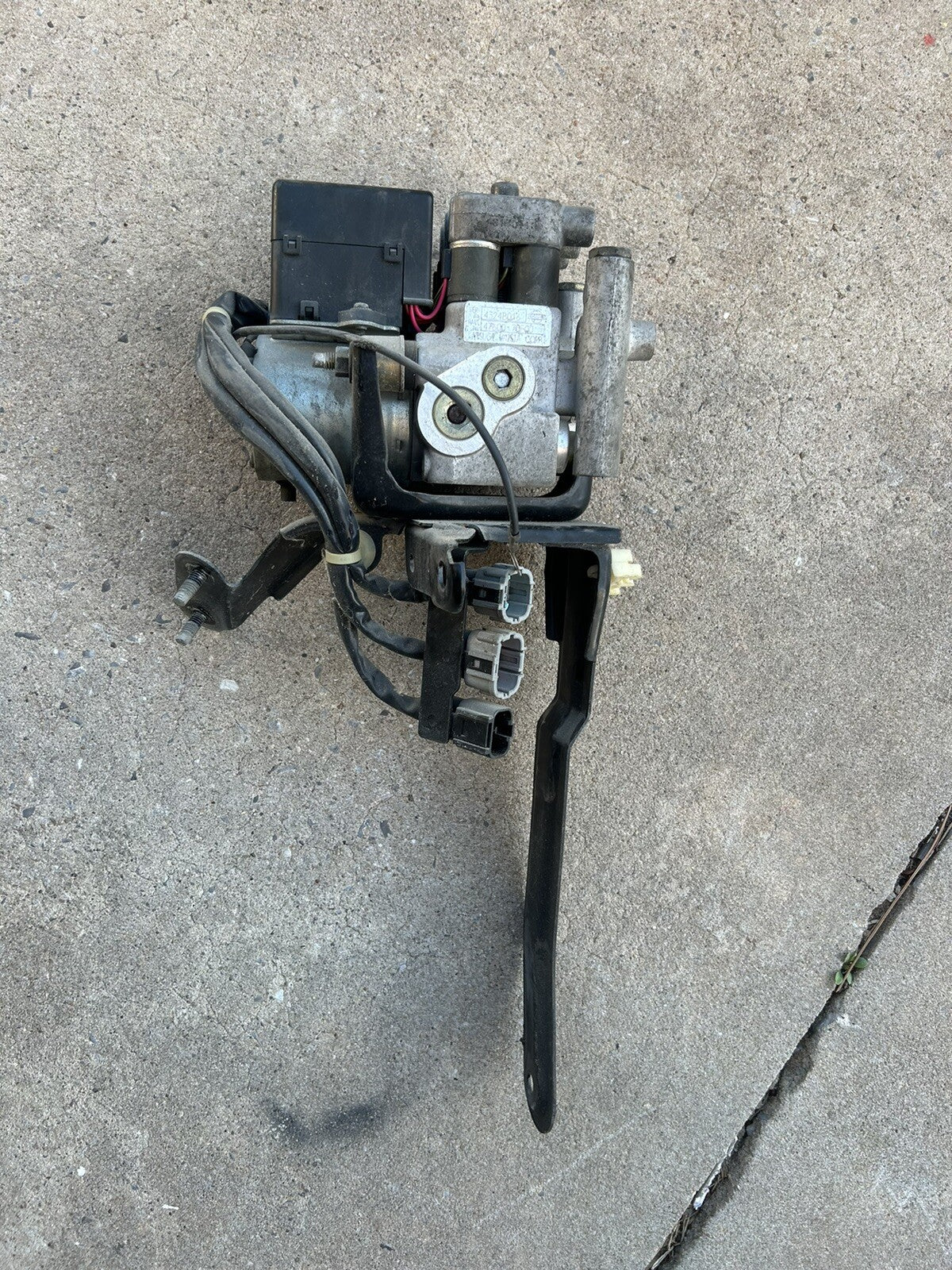 95-96 NISSAN 240Sx S14 OEM ABS Pump Module Assembly - Anti Lock Brake Unit