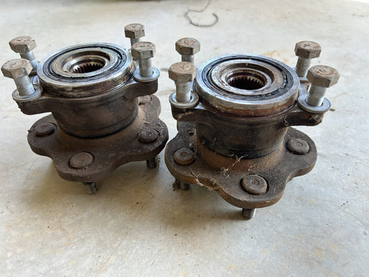 USED 90-96 Nissan 300zx Z32 N/A Rear Wheel Hubs 240SX Conversion 5x114.3 5lug