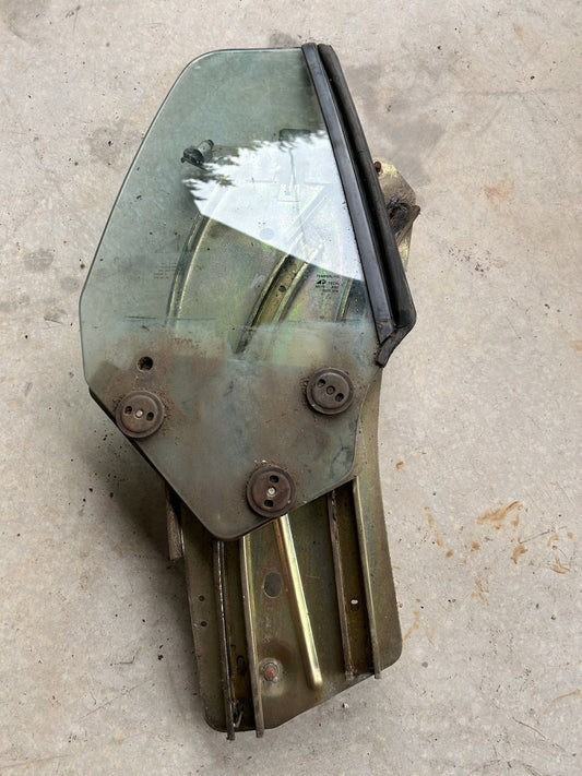 92-94 Nissan 240sx S13 Vert Right Rear Window Glass Convertible