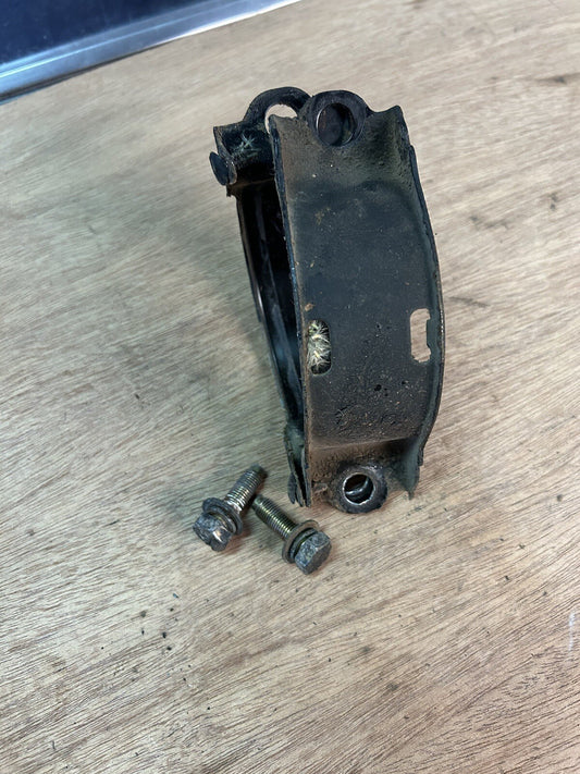 89-94 Nissan 240sx Driveshaft Carrier Bearing Brackets Support Mount S13 w/ BOLT