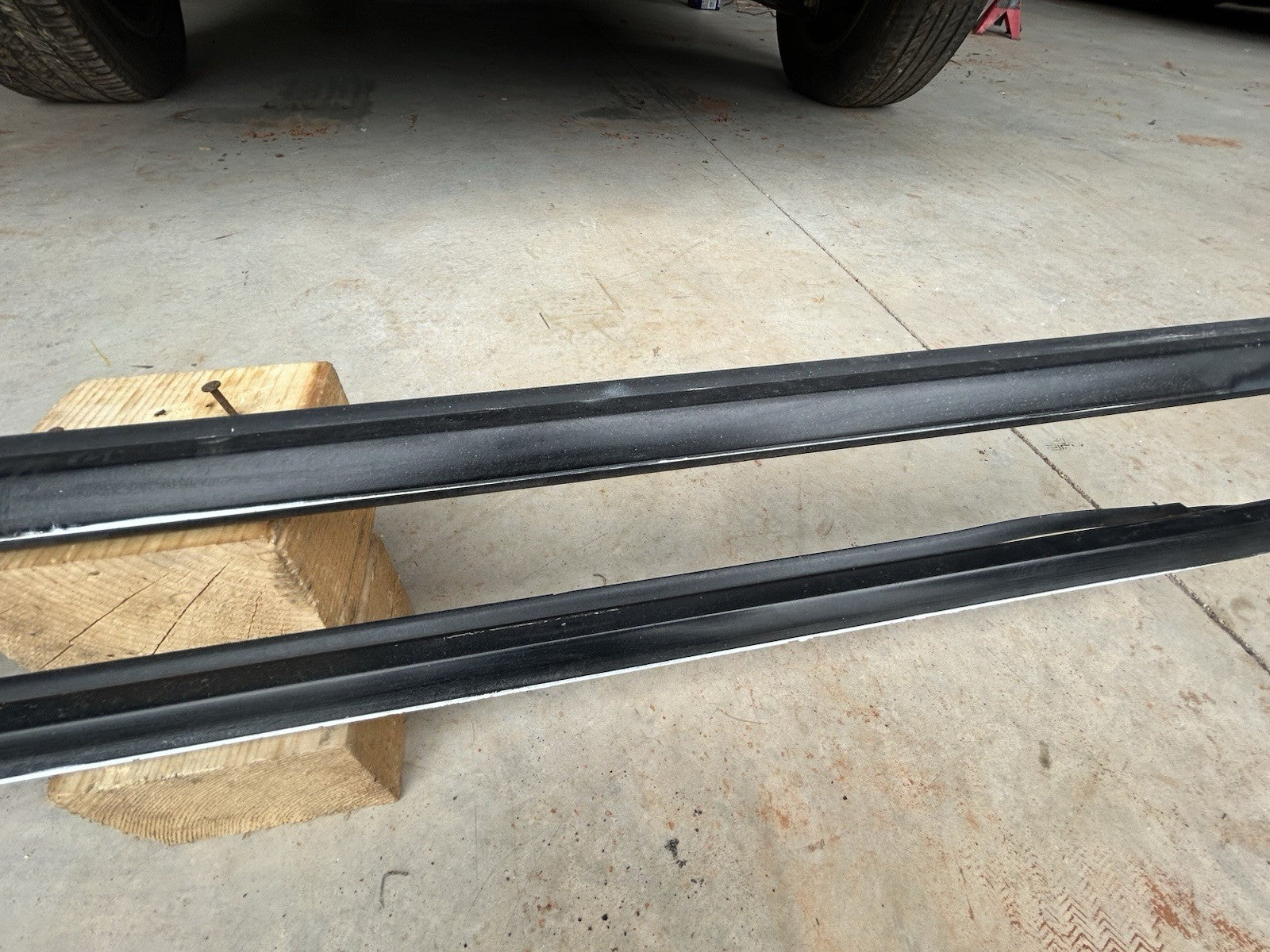 89-93 Nissan 240sx S13 OEM Upper Door Belt Molding Trim  Right & Left Door Trim
