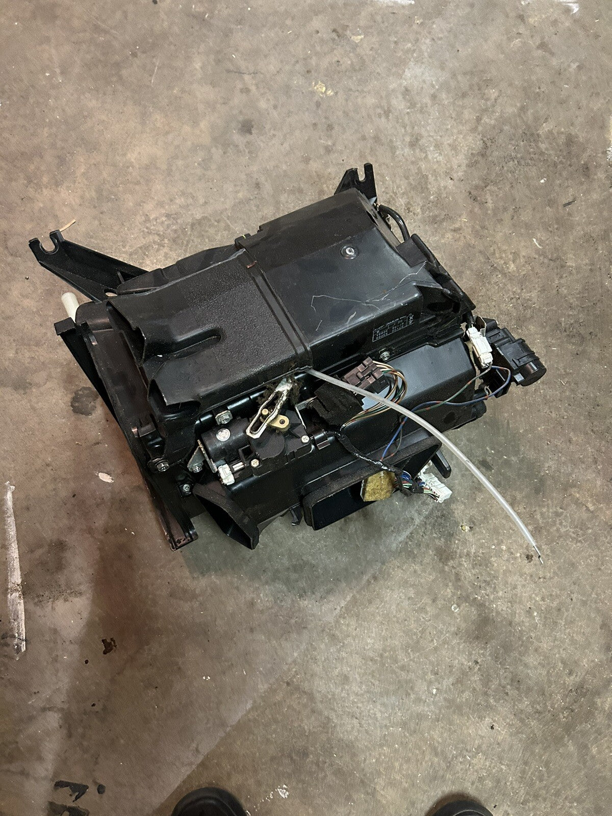 89-94 Nissan 240sx S13 OEM HVAC Heater Core Box Assembly W/ Wire W/cable