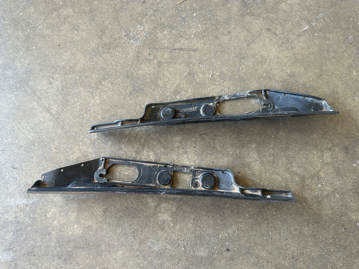 89-94 Nissan 240sx S13 Pop Up Headlight Trim Pair Rain Guards OEM left &right 