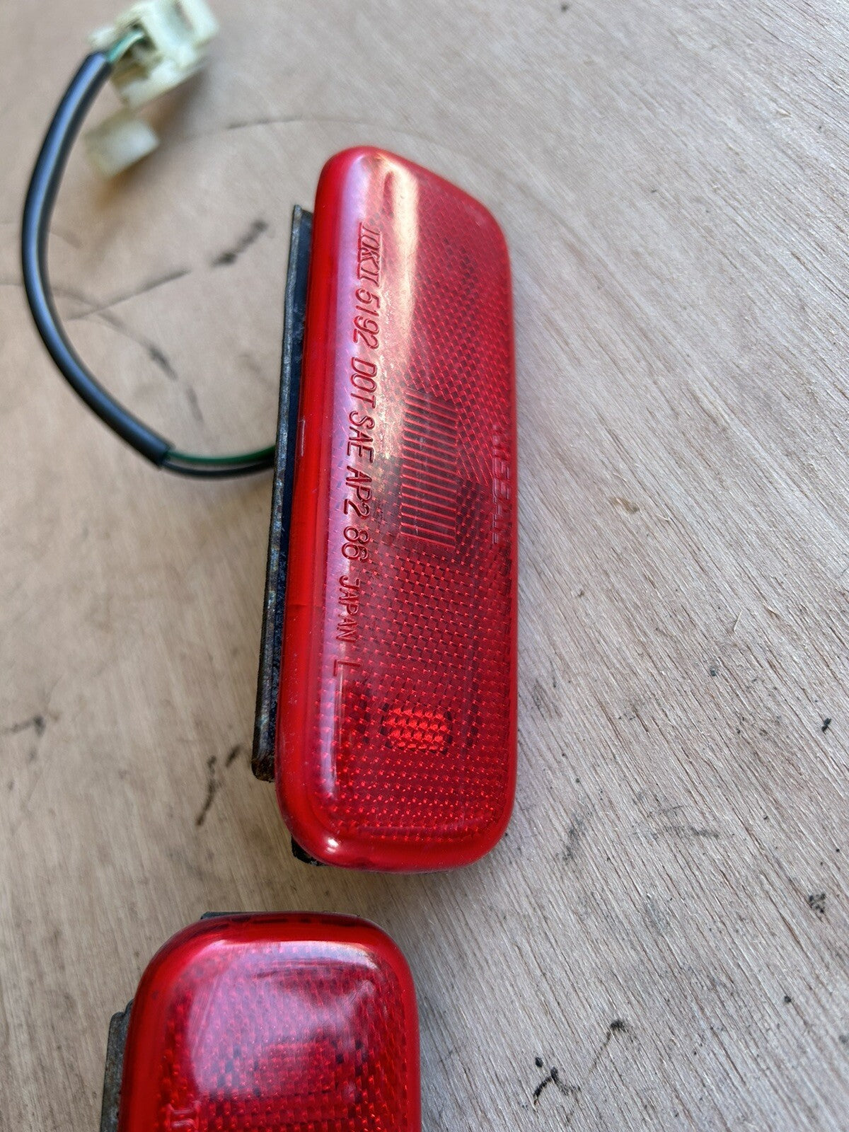 89-94 NISSAN 240SX Rear Side Reflector Pair x2 OEM 2619540F10