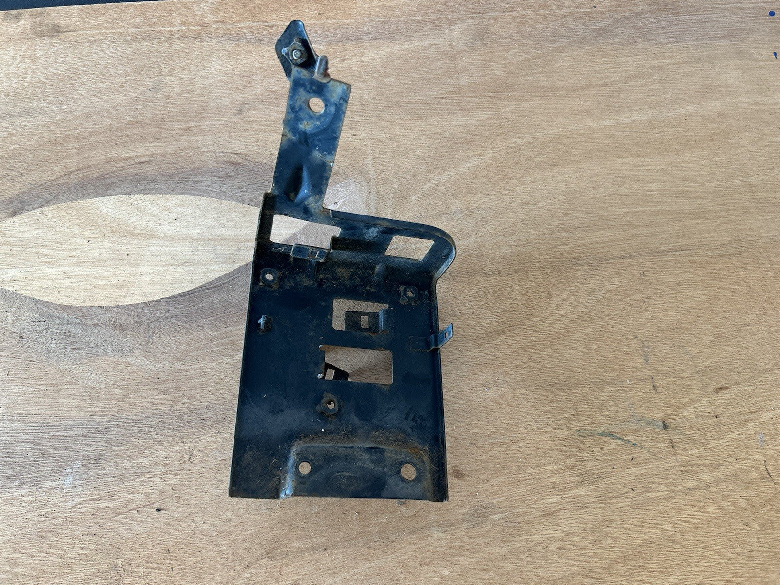 89-94 Nissan 240SX S13 Engine Bay Fuse Relay Box Bracket RF Holder USED