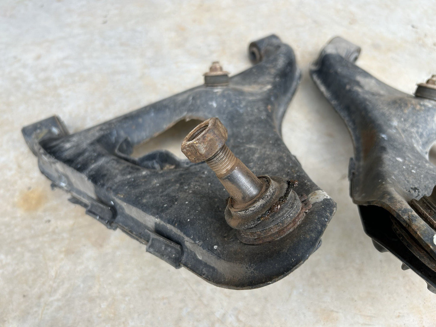 89-94 Nissan 240sx S13 OEM Rear Lower Control Arms PAIR Left & Right