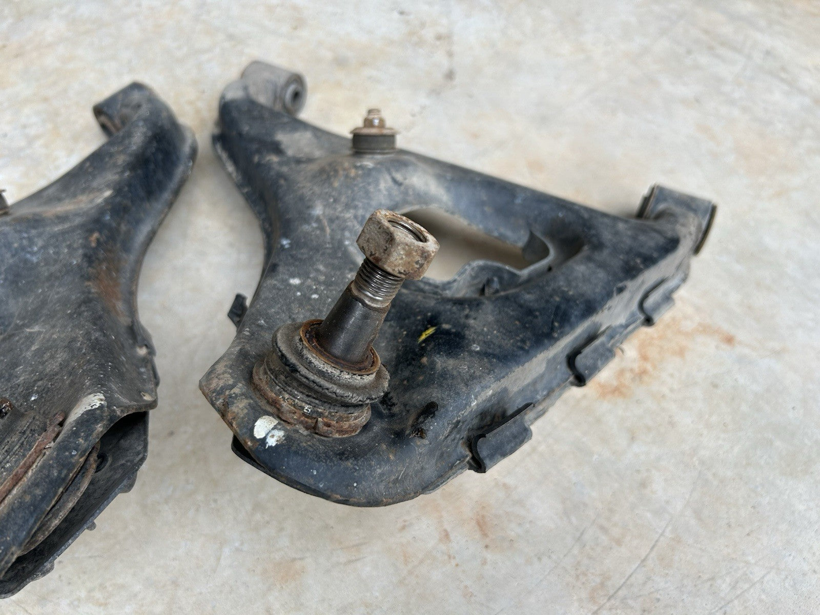 89-94 Nissan 240sx S13 OEM Rear Lower Control Arms PAIR Left & Right