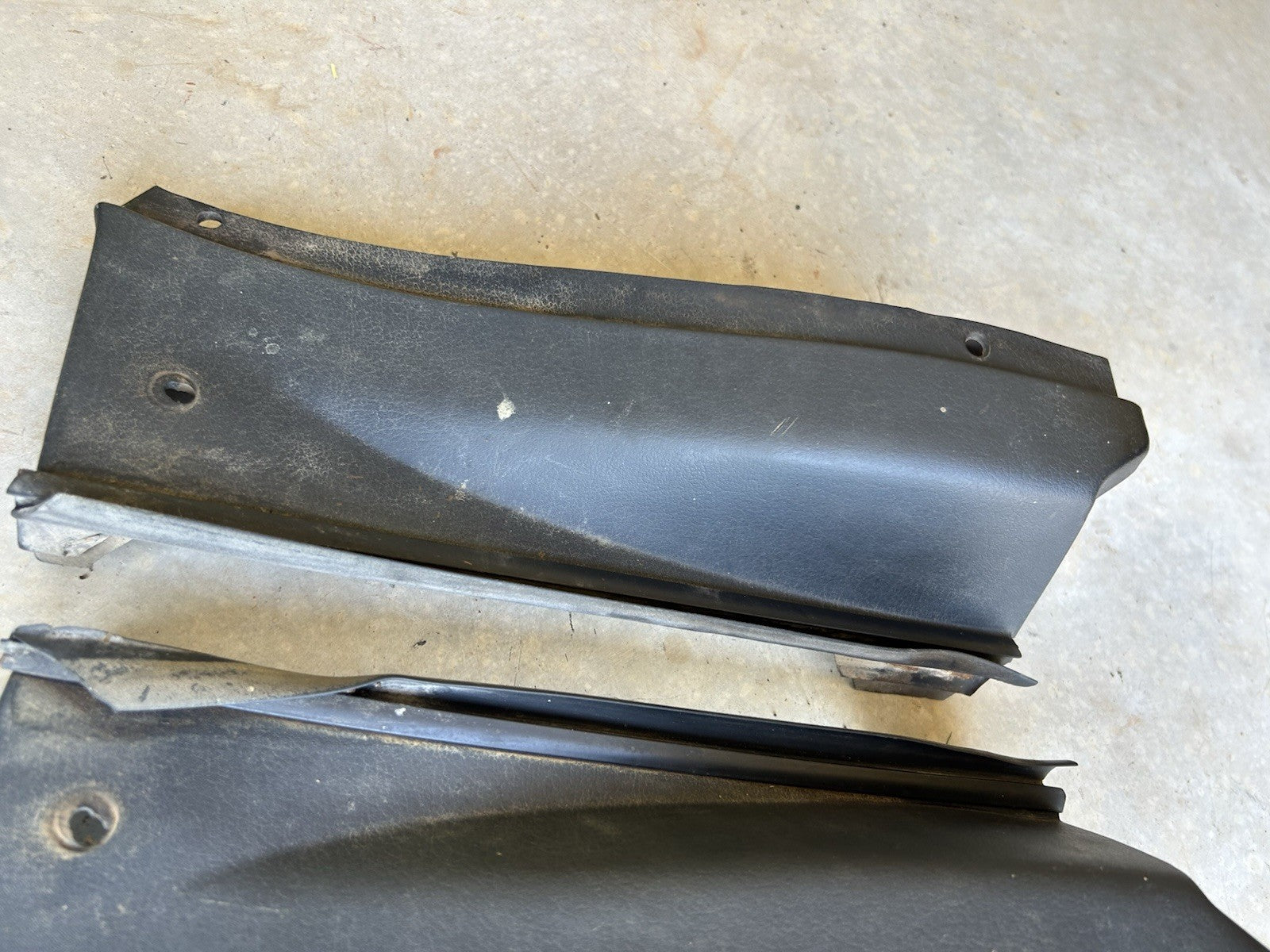 92-94 Nissan 240sx S13 Convertible OEM B Pillar Side Panel Trim PAIR L&R