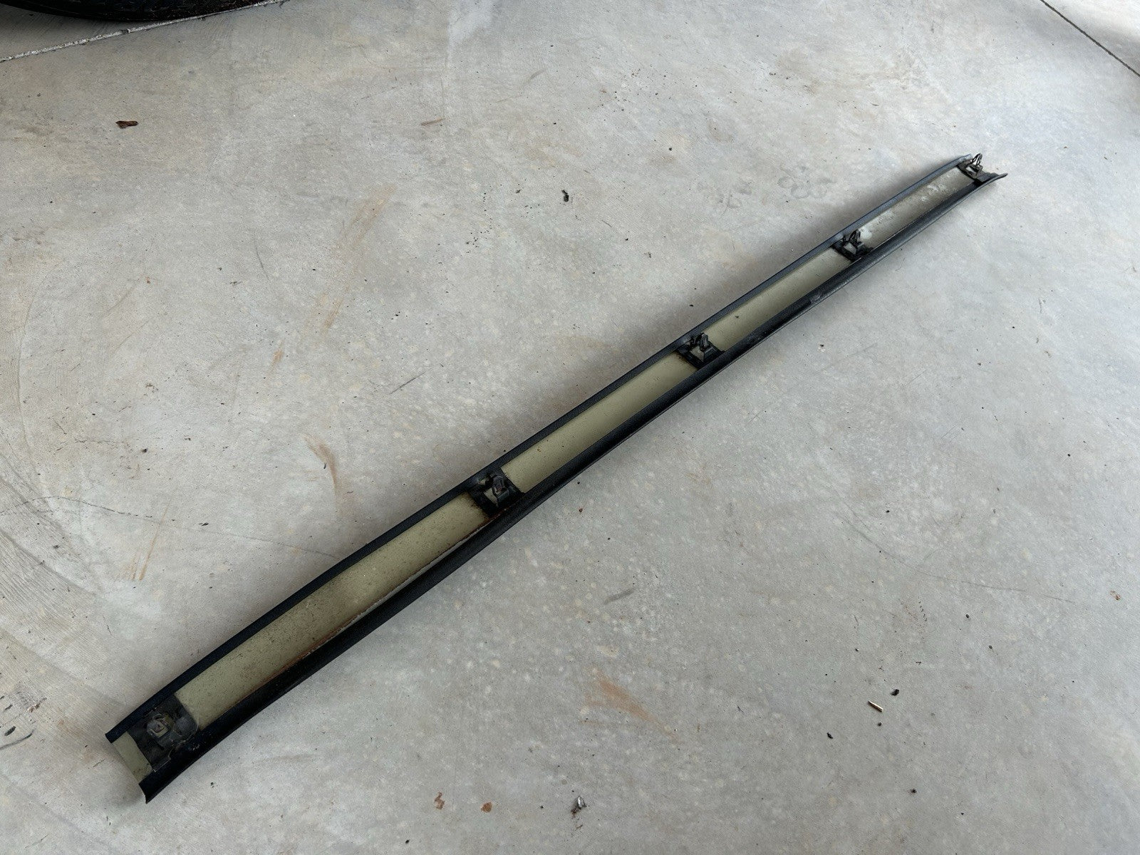 1989-1994 Nissan 240SX S13 Roof Headliner Retainer Molding Trim Strip OEM